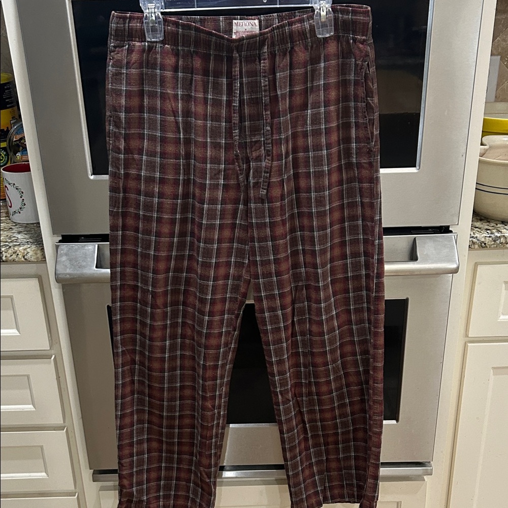Merona Burgundy Plaid Men's lounge Pants